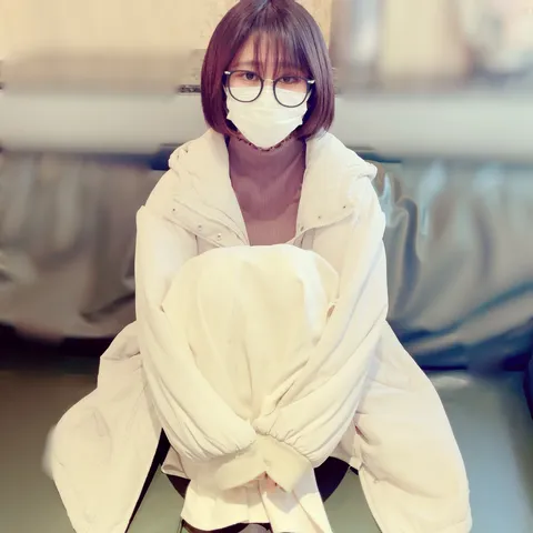 FC2-3248648 真的！就是那个我在童星中见过的女孩！（汗）虽然拍了下来，但这样真的没问题吗……