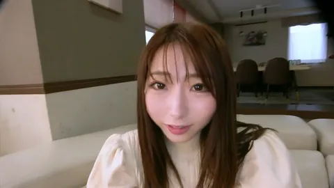 【带码】FC2-4266891 胸围超过100厘米的I罩杯人妻，为了让她产生羞耻感，让她在眼前自慰并进行乳交，