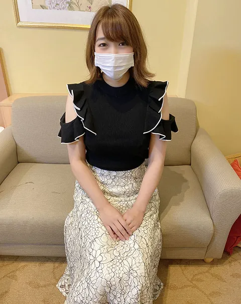 FC2-3125424 【内射#口内射精】外表看似文静，实则掌握着诱惑男人的技巧的女人被干了