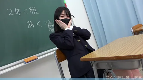 【带码】FC2-2517249 2年C班阿库酱的纤细白皙美乳摇曳生姿的生外插入自拍！【4K】