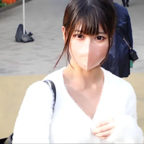 FC2-4003498 《完全露脸》这段说话的视频不会上传到社交媒体之类的吧？？一直说“好害羞好害羞”