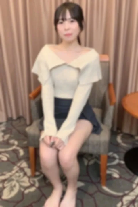 FC2-4018232 《快感～♥》19岁少女觉醒情欲的瞬间就在这里！-cd1