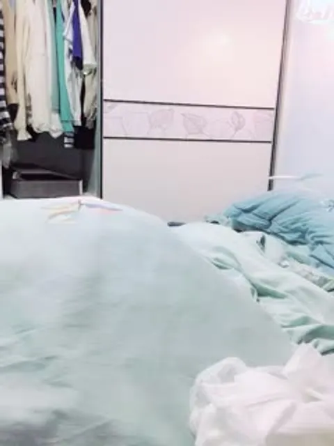 喵喵是个猫#摇荡眼镜反差婊绣感身材直播