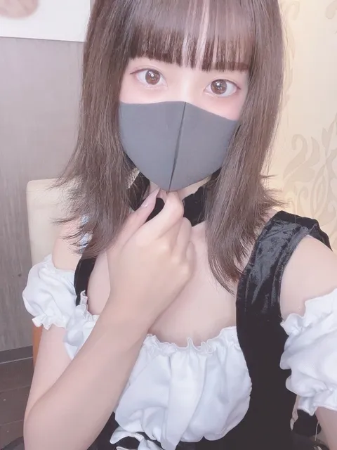 【带码】FC2PPV 2228399 【首次！大量颜射！】白皙苗条的美少女奈吉萨！将大量精液射在她漂亮的脸上！