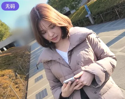 FC2-4319297 【个人】 一位在Instagram上分享绚丽日常的美女博主。她的真实身份是为了满足被认可的欲望而……