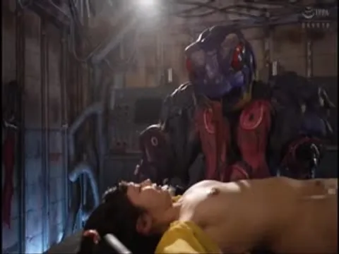 MSZ-12 女主角特殊折磨 《神兽战队Beast Ranger》 野兽黄
