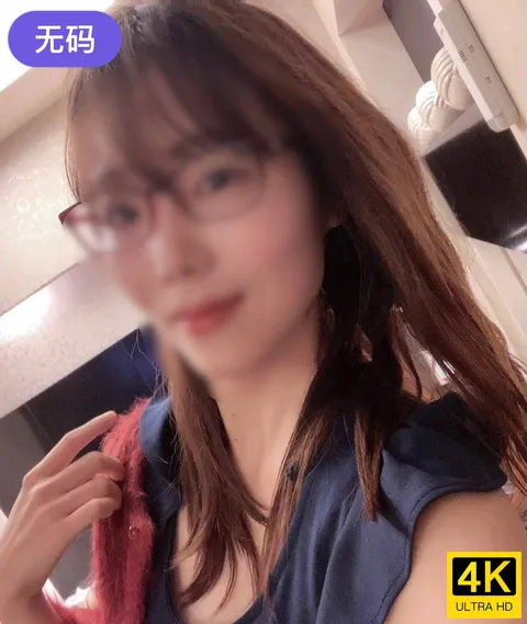 FC2-4459841 【露脸＆点评特典：屋顶口交】 面试时前来、性感十足的尤物，无套性交拍摄指导