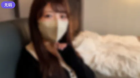 FC2-4463348 【无】“啊……不行了……好舒服……”平时文静的纤细爆美女，双手交缠、舌尖缠绕，尽情释放性欲