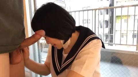 FC2PPV 4173830 【自拍·强行内射】对一个穿水手服特别好看的太年轻的女孩内射后颜射