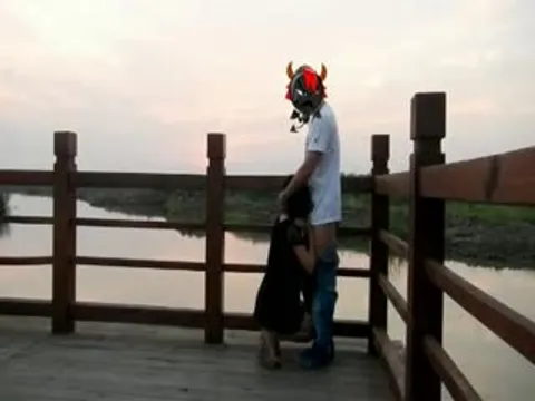 【VIP】【国产】精品强推！湖边极品美艳少妇人间精灵旅游度假外拍露出野战，景点上操了又拿着鸡巴吃 吃了又操