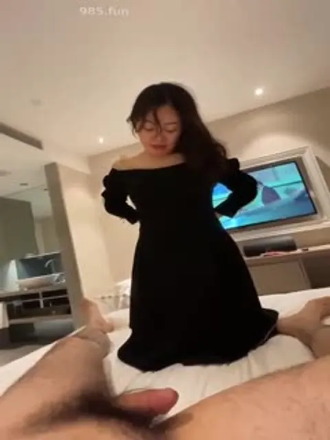风韵扰存的阿姨为我贴心服务