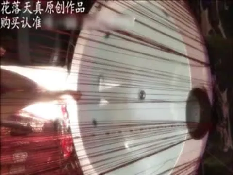重金约操白嫩性感的外围美女酒店喝着红酒调着情,跳完艳舞再啪啪,体验刺激2人又到浴池里激烈爆操,边干边自拍!