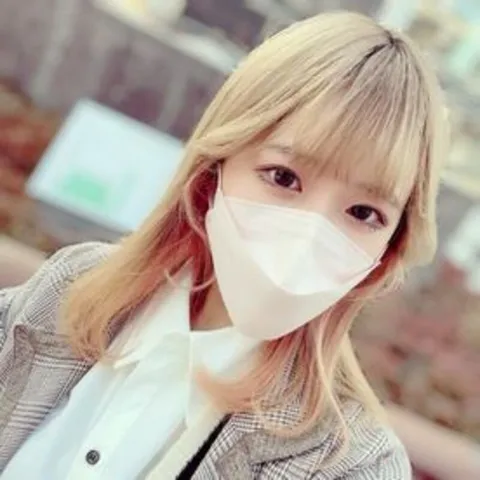 FC精品无码PPV_那种素人感简直让人欲罢不能，自然又可爱的笑容也特别迷人啊
