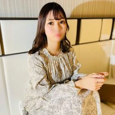FC精品无码PPV_完全露脸无修图、立志成为播音员的年长美女女大学生