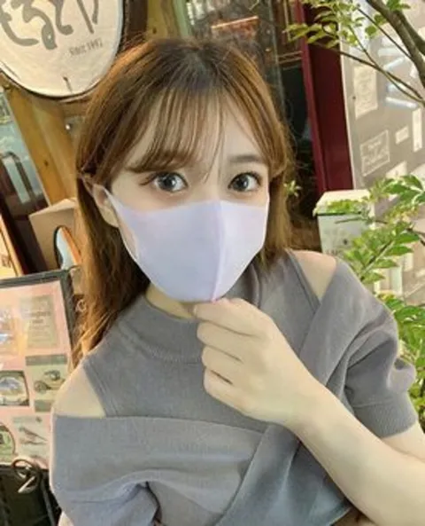 FC精品无码PPV_试着惩罚了那位靠“枕钱”赚取昂贵香槟费用的夜总会女郎