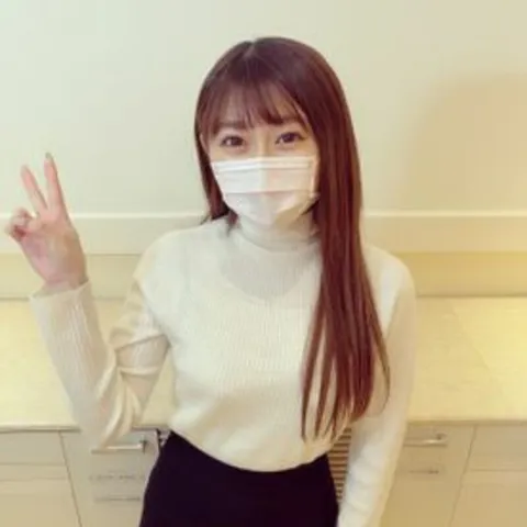 FC精品无码PPV_这位女性绝对不容错过，就是那个留长发后更显妩媚的女孩