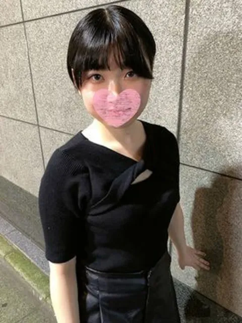 FC精品无码PPV_教导了初次拍摄、经验尚浅的美肌女孩如何享受成人情趣