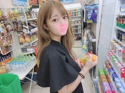 FC精品无码PPV_正对那名开车肇事逃逸的可爱系不良美女，以“阴”身份实施惩罚式内射制裁