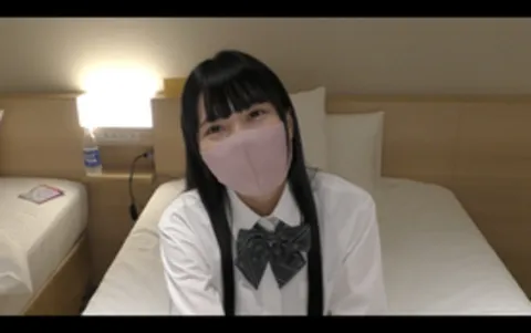 FC精品无码PPV_从守护了整整一年的处女之身，到生日当天告别处女之身的这几个月间的记录