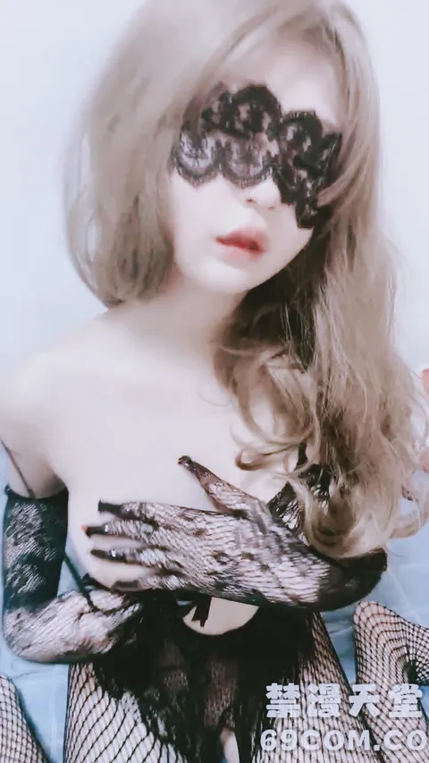 【禁漫直播】奶大逼肥情趣极品小莉的诱惑,清纯颜值有露脸精品大秀直播,淫声荡语奶子又大又嫩,道具抽插骚穴呻吟可射