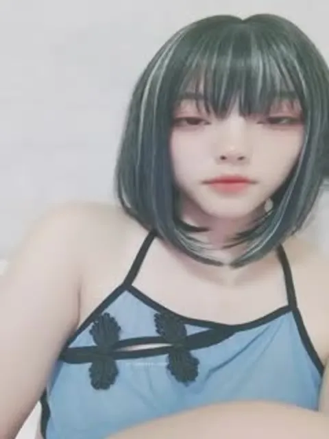 新人！超漂亮！比网红还美【仙女心情不好】道具自慰！爽！_1