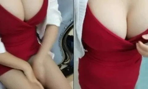 上门推销--34岁极品爆乳阿姨：你先别着急嘛好不好，等一下嘛，我感觉好强烈的我快沦陷了啊啊啊啊！ 乳推、骑乘、口爆 男：哇真骚，你多久没干了。